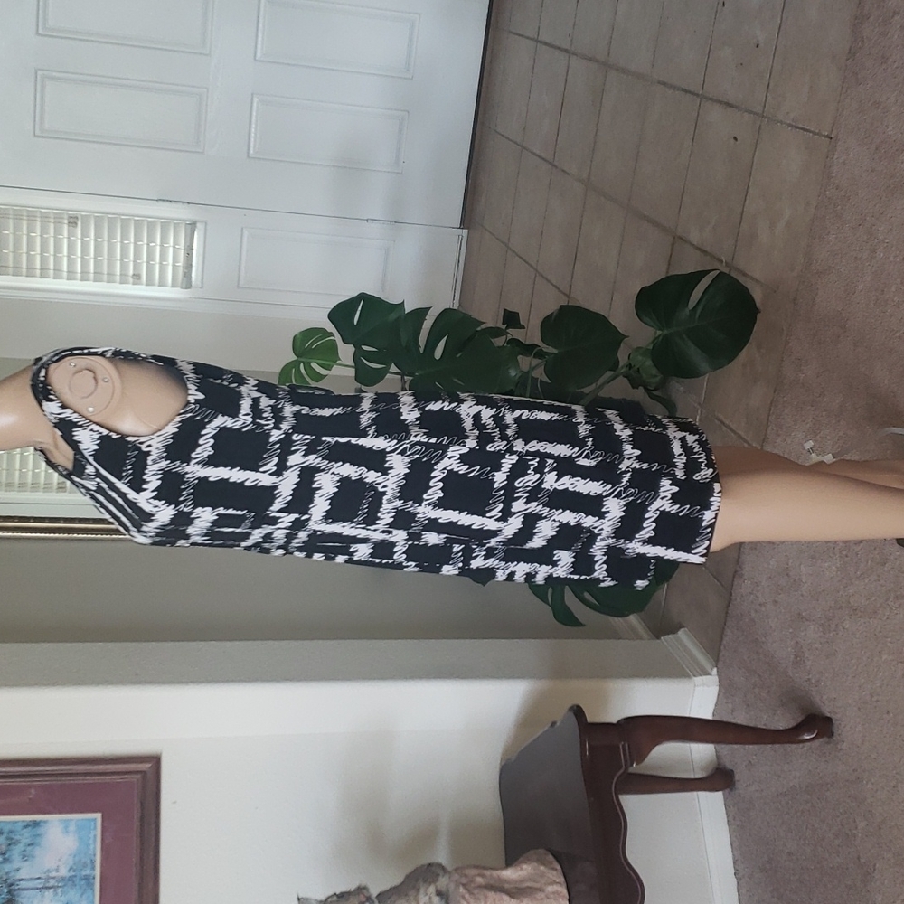 80's Mod Print M Scribble Squares Scoopneck Pencil - image 3